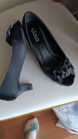 Zapatos negros tacón bajo talla 36