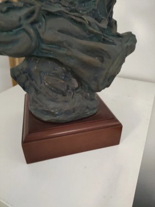 Scultura in bronzo con 3 cavalli di Pau Marcell