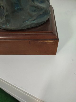 Scultura in bronzo con 3 cavalli di Pau Marcell