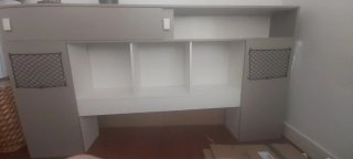 Mueble para lateral cama nido con estanterías