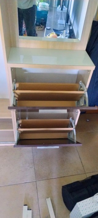 Mueble recibidor madera y cristal