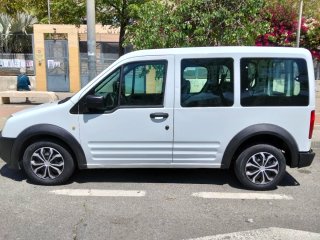 Ford Tourneo Connect 2012