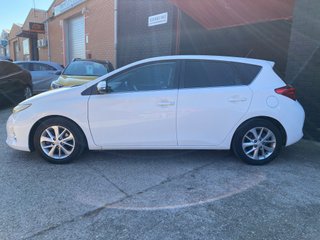 POCOS KMS!!!! TOYOTA AURIS 120D