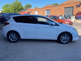 POCOS KMS!!!! TOYOTA AURIS 120D
