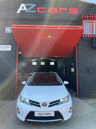 POCOS KMS!!!! TOYOTA AURIS 120D