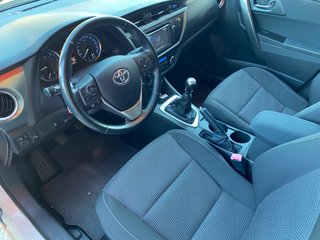 POCOS KMS!!!! TOYOTA AURIS 120D
