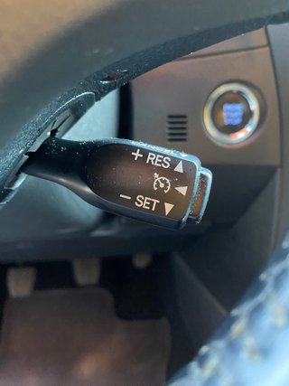 POCOS KMS!!!! TOYOTA AURIS 120D