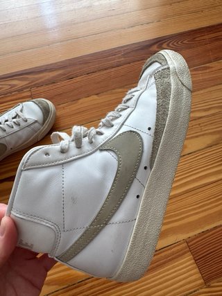 Nike Blazer Blancas y Beige Talla 38.5