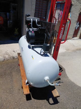 Compresor de aire industrial 500L