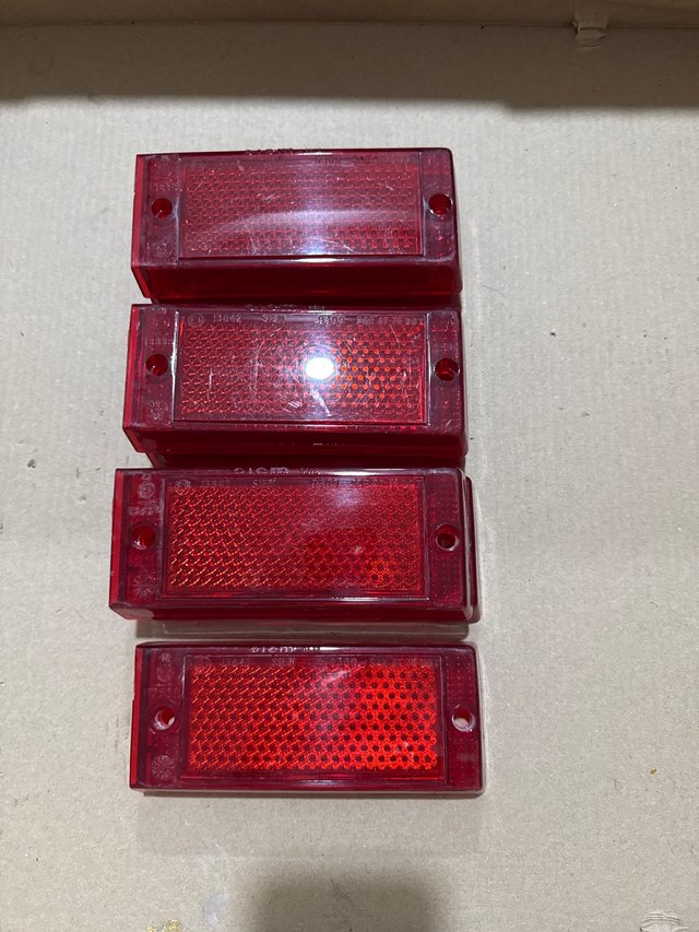 Lote 7 tulipas traseras Seat 131 1ª Serie