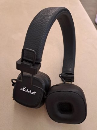 Auriculares Marshall Major IV Negros