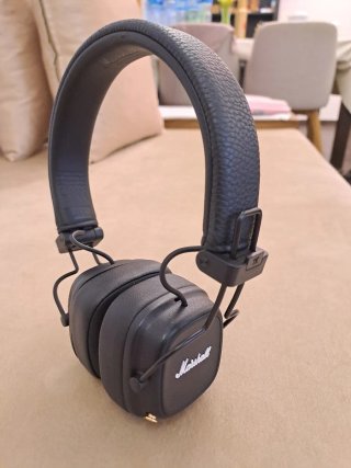 Auriculares Marshall Major IV Negros