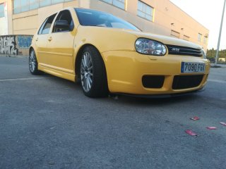 Volkswagen Golf 2003