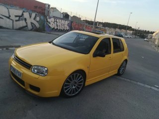 Volkswagen Golf 2003