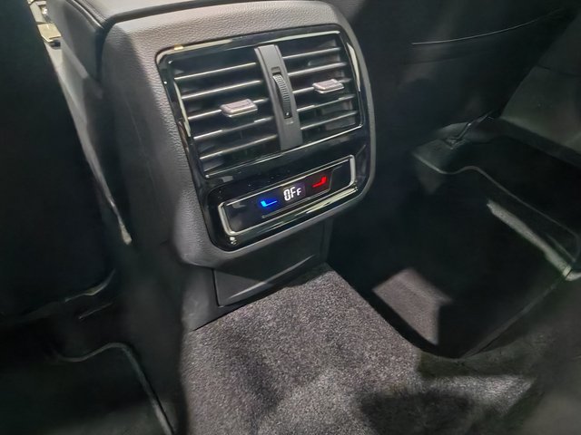 Volkswagen Passat Variant Executive 2.0 TDI 110kW DSG