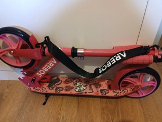 Patinete rosa infantil AREBOS