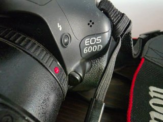Canon EOS 600D + Objetivo Macro 100mm