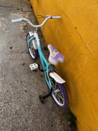 Bicicleta infantil niña azul y morado