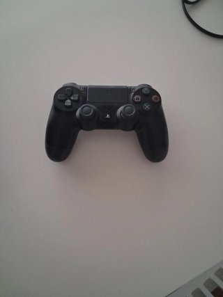 PS4 Negra 1TB