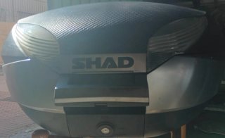 Baúl Shad SH48 Negro
