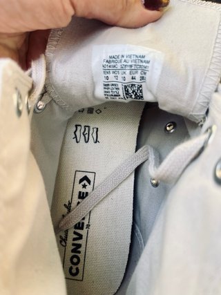 Converse, 44