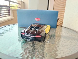 Autoart Bugatti Chiron 1/18 Amarillo