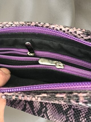 Bolso Tipo Baguette con Estampado de Serpiente