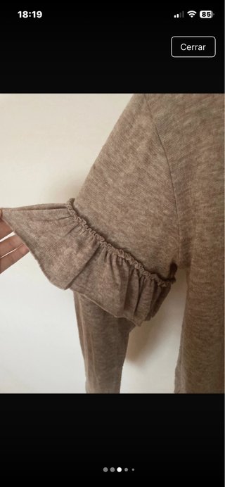 Jersey beige con volantes