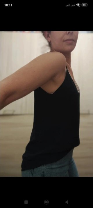 Blusa azul con pedrería S