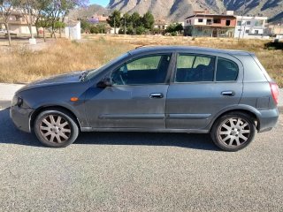 Nissan Almera 2004