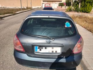 Nissan Almera 2004