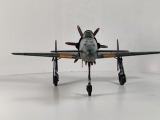 Maqueta del avion Kyushu J7W1 escala 1/72 Hasegawa