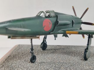 Maqueta del avion Kyushu J7W1 escala 1/72 Hasegawa