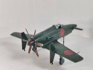 Maqueta del avion Kyushu J7W1 escala 1/72 Hasegawa