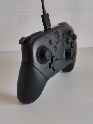 Mando Pro Nintendo Switch Negro