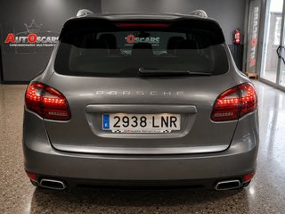 Porsche Cayenne 2011