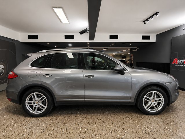 Porsche Cayenne 2011