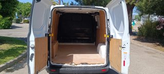 Ford Transit Custom con 1 año de garantia