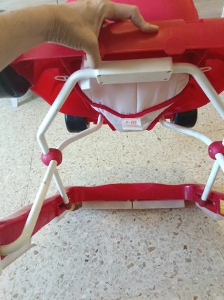 Tacatá Coche Fórmula 1 Rojo