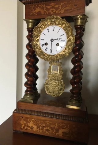 Reloj de sobremesa antiguo Portico
