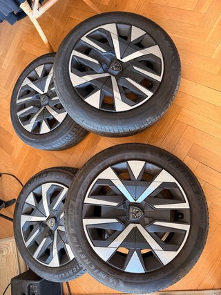 4 Llantas Peugeot 208 16” + Neumáticos Michelin