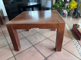 Muebles de salón madera oscura
