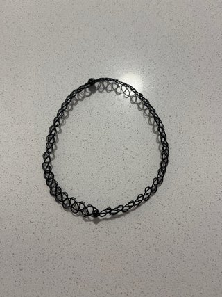 Gargantilla choker estilo años 2000