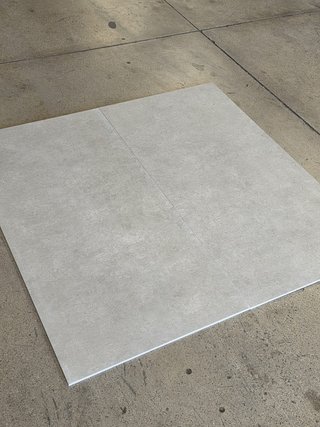 Porcelánico Cemento 120x120 Antideslizante