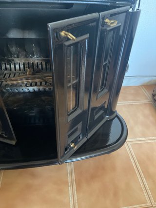 Hergom Chimenea Clásica Negra