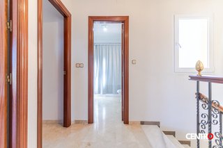 Chalet en el puntal, Padul