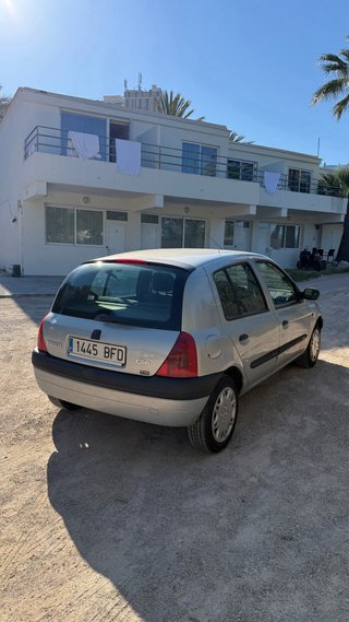 Renault Clio 2001