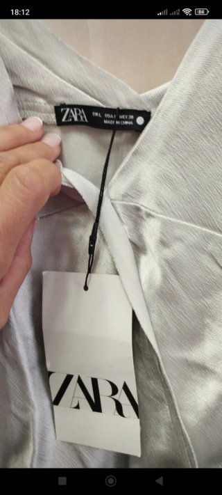 Blusa Zara Plateada Talla L