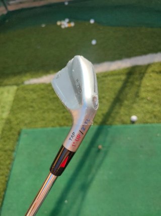 Hierro 7 TaylorMade P790