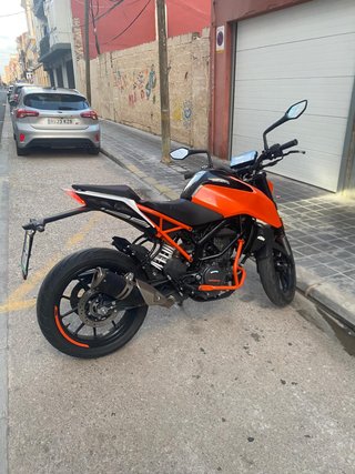 KTM Duke 125